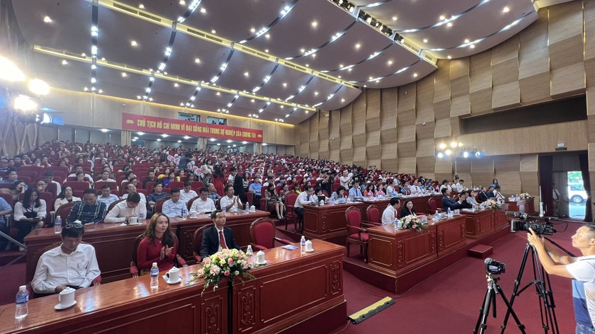 Hội thi được tổ chức tại Cung văn hoá Hữu nghị Việt Tiệp, Hải Phòng.