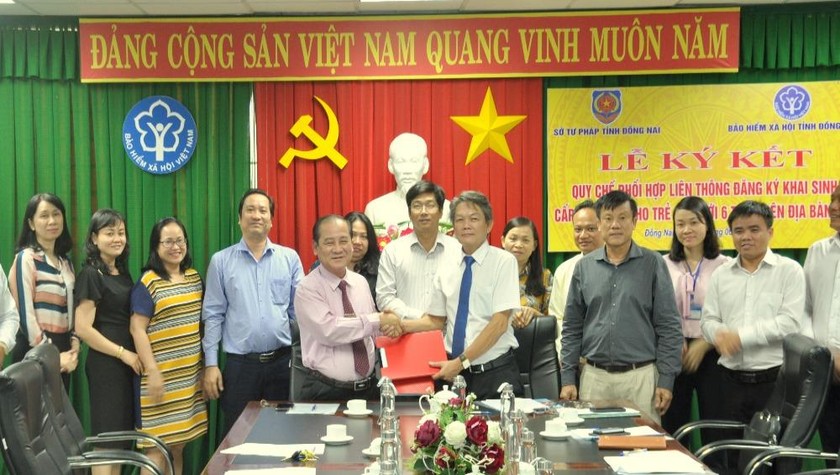 Lễ ký kết quy chế phối hợp giữa sở Tư pháp và BHXH tỉnh Đồng Nai.