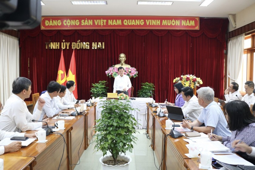Bí thư Tỉnh uỷ Nguyễn Hồng Lĩnh phát biểu chỉ đạo cuộc họp ảnh 1