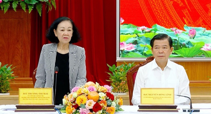Thường trực Ban Bí thư, Trưởng ban Tổ chức Trung ương Trương Thị Mai phát biểu tại buổi làm việc