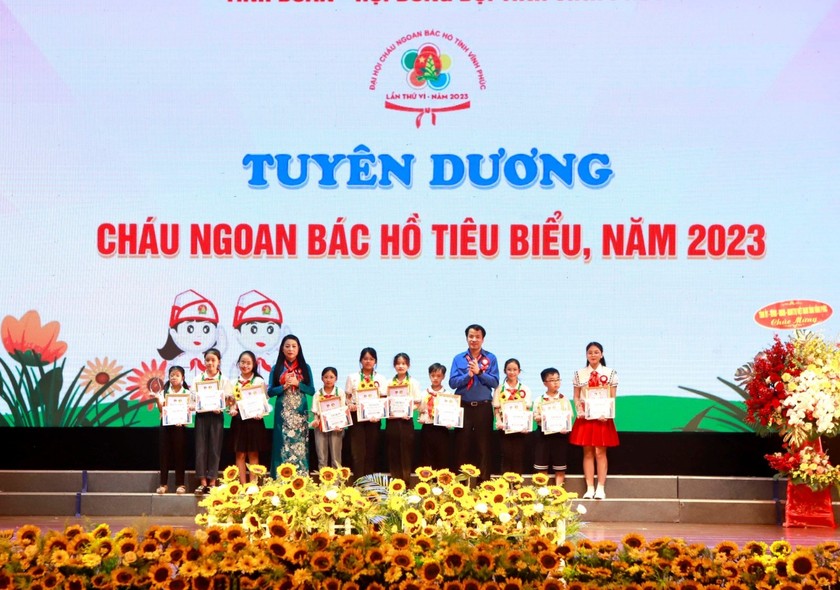 Tuyên dương 141 đại biểu cháu ngoan Bác Hồ tỉnh Vĩnh Phúc ảnh 1