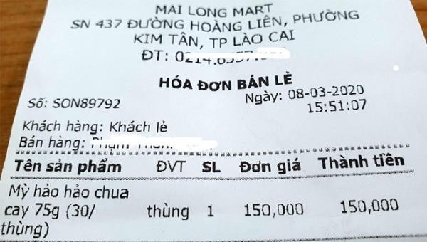 Hóa đơn mua mì tôm bị "thổi giá" tại siêu thị Mai Long (Lào Cai) của khách hàng