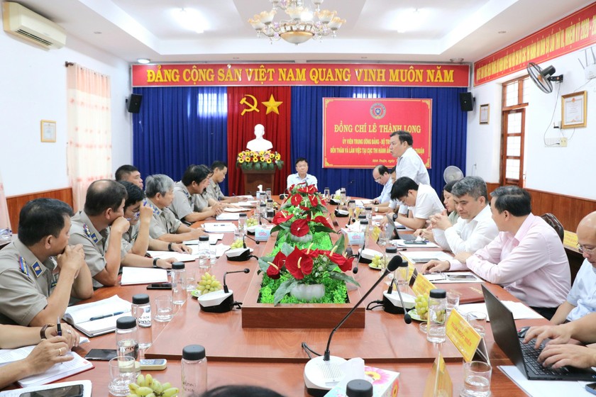 Bộ trưởng Lê Thành Long: Thi hành án dân sự Ninh Thuận cần phấn đấu đạt các chỉ tiêu được giao ảnh 1