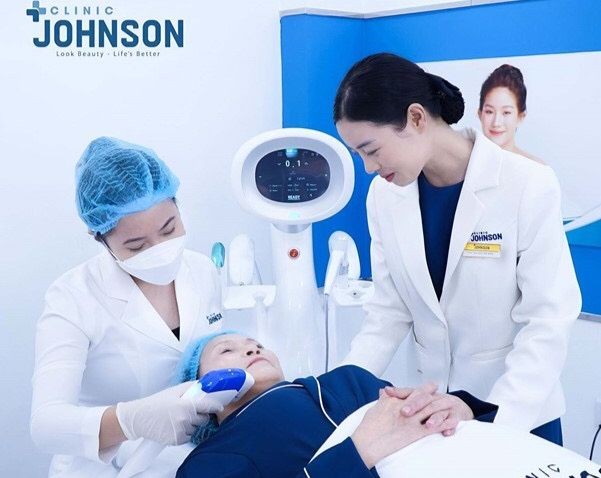 Johnson Clinic – Nâng tầm nhan sắc Việt