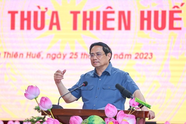 Thủ tướng nhấn mạnh, Thừa Thiên Huế là địa phương có nhiều tiềm năng phát triển, nhất là về kinh tế biển, du lịch văn hóa lịch sử - sinh thái - Ảnh: VGP/Nhật Bắc