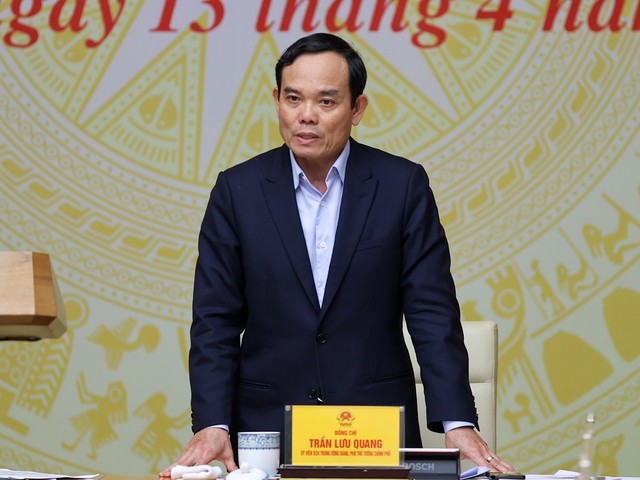 Phó Thủ tướng Trần Lưu Quang phát biểu tại Hội nghị làm việc với Hiệp hội Gỗ và lâm sản, Hiệp hội Chế biến và xuất khẩu thủy sản Việt Nam - Ảnh: VGP/Nhật Bắc