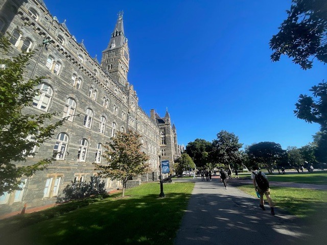 Trường Đại học Georgetown được thành lập vào năm 1789, là ngôi trường mơ ước của không chỉ rất nhiều sinh viên Mỹ mà còn có cả sinh viên quốc tế - Ảnh VGP/Nhật Bắc