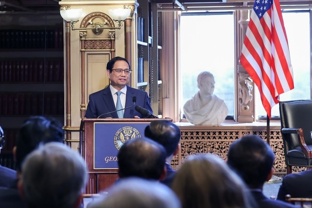 Thủ tướng Phạm Minh Chính nêu rõ, quan hệ Việt Nam - Hoa Kỳ cần hướng tới mục tiêu phát triển ngày càng sâu rộng, thực chất và hiệu quả, tương xứng với khuôn khổ mới - Ảnh: VGP/Nhật Bắc