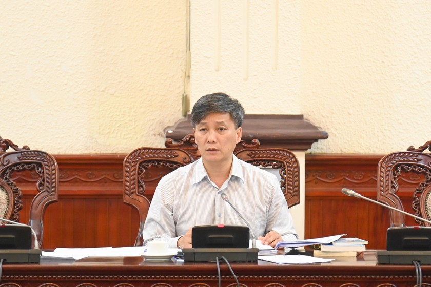 Thứ trưởng Nguyễn Khánh Ngọc phát biểu kết luận phiên họp.