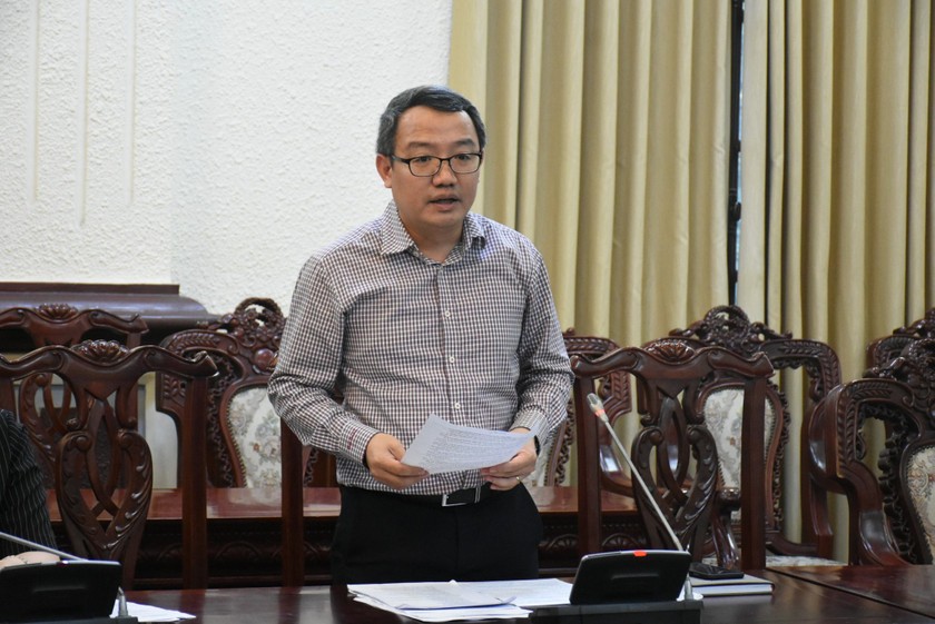 Cục trưởng Cục Kiểm tra VBQPPL Hồ Quang Huy phát biểu tại buổi làm việc.