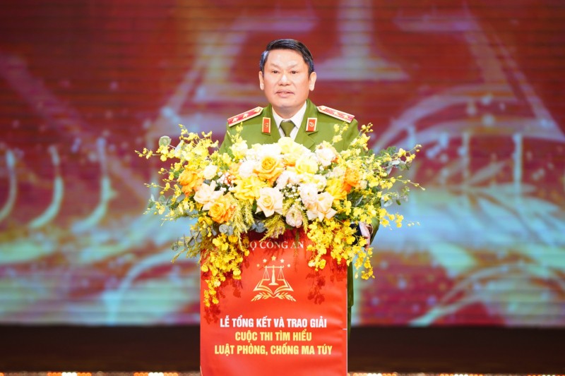 Cục trưởng Cục Cảnh sát điều tra tội phạm về ma túy (C04), Trưởng Ban tổ chức cuộc thi, Trung tướng Nguyễn Văn Viện báo cáo tổng kết Cuộc thi.