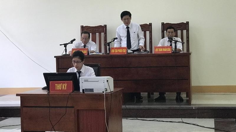 Tòa án TP Thái Nguyên cố tình gây khó khăn cho nguyên đơn trong vụ án tranh chấp quyền sử dụng đất?