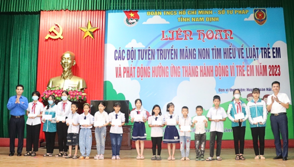 Nam Định: Liên hoan các Đội tuyên truyền măng non tìm hiểu về Luật Trẻ em