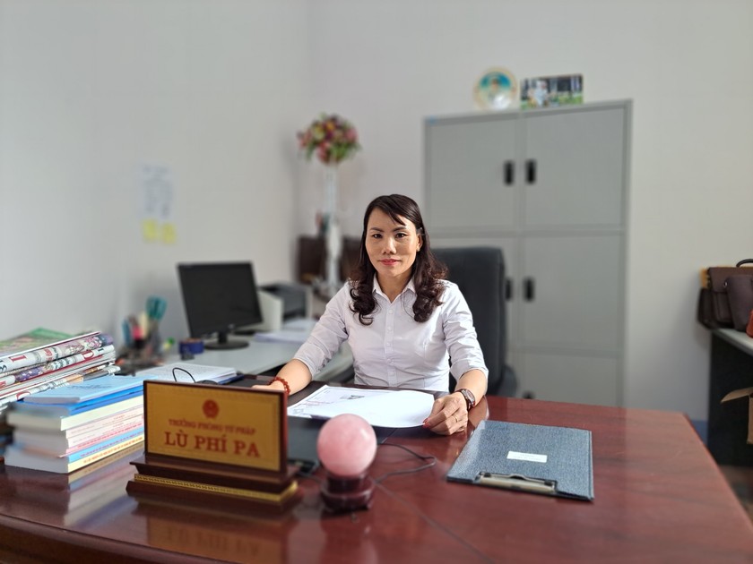 Bà Lù Phí Pa - Trưởng phòng Tư pháp huyện Mường Tè

