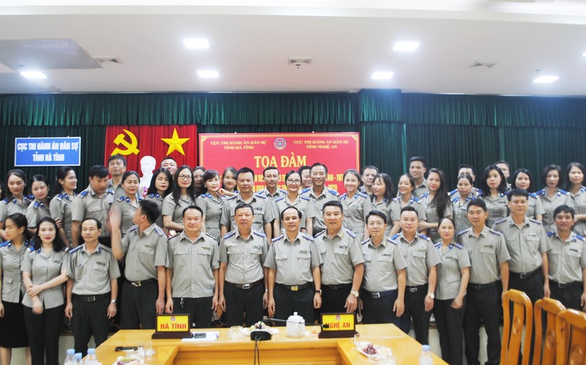 Tọa đàm, chia sẻ kinh nghiệm nâng cao hiệu quả thi hành án dân sự giữa 2 tỉnh Hà Tĩnh và Nghệ An ảnh 3