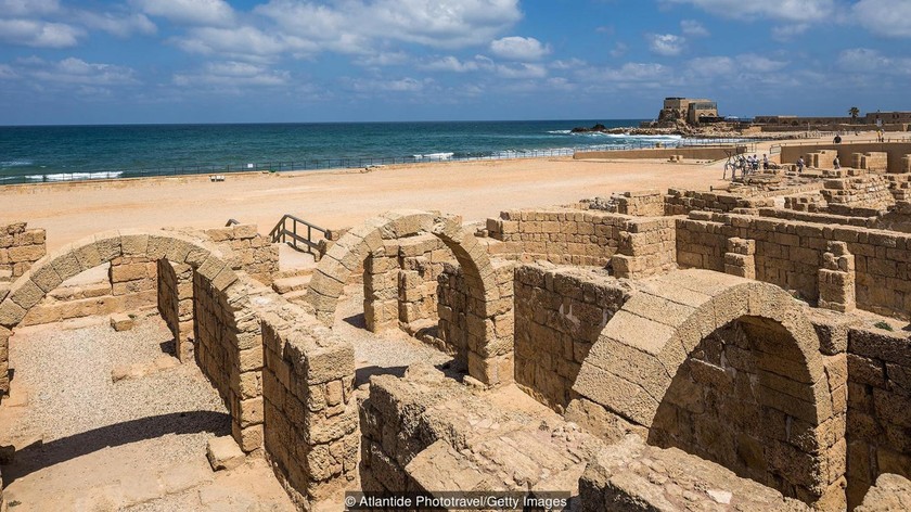 Những di tích từ thời La Mã cổ đại còn tồi tại ở Caesarea ảnh 3