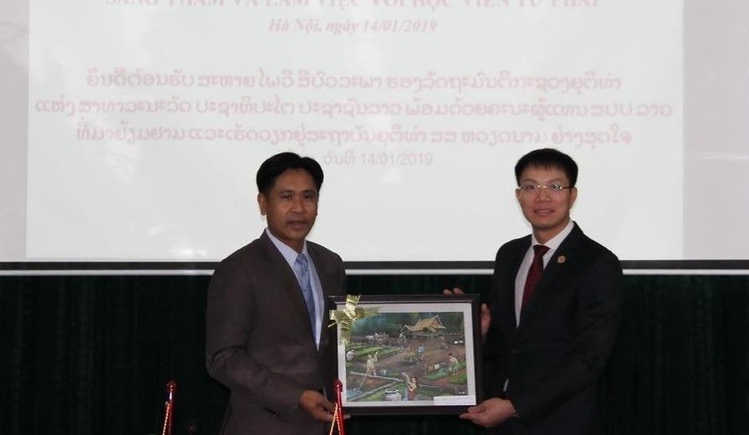 Giám đốc Học viện Tư pháp Việt Nam tiếp Thứ trưởng Bộ Tư pháp nước CHDCND Lào 