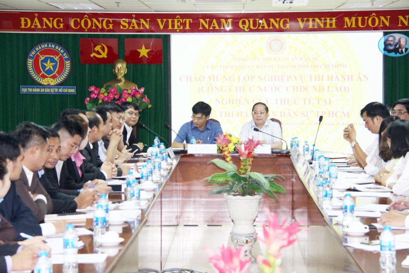 Đoàn Học viên Lào học tập và trao đổi nghiệp vụ tại Cục THADS TP. Hồ Chí Minh