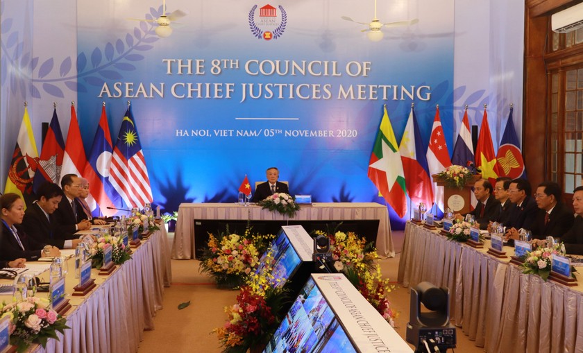 Chánh án các nước ASEAN chia sẻ kinh nghiệm trong lĩnh vực tư pháp và pháp luật