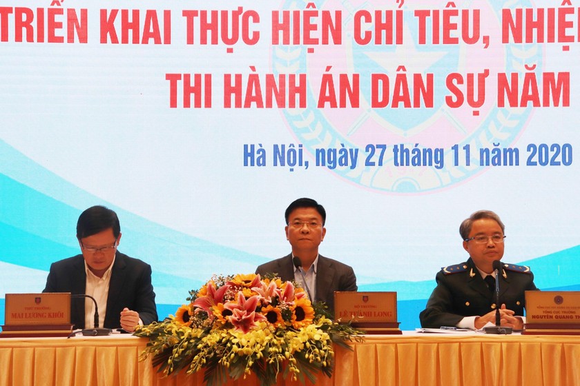 Bộ trưởng Lê Thành Long, Thứ trưởng Mai Lương Khôi, Tổng cục trưởng Nguyễn Quang Thái chủ trì Hội nghị triển khai công tác THADS hành chính năm 2021.