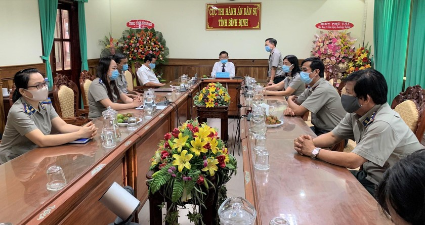 Bình Định: Phó Chủ tịch UBND tỉnh chúc mừng ngày Truyền thống Thi hành án dân sự