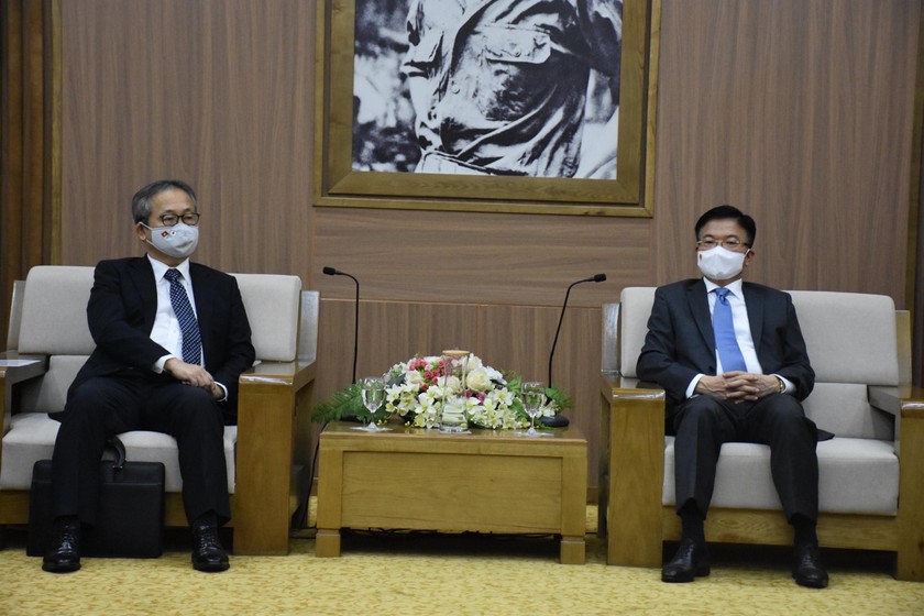 Bộ trưởng Bộ Tư pháp Lê Thành Long tiếp xã giao ông Yamada Takio, Đại sứ đặc mệnh toàn quyền Nhật Bản tại Việt Nam.