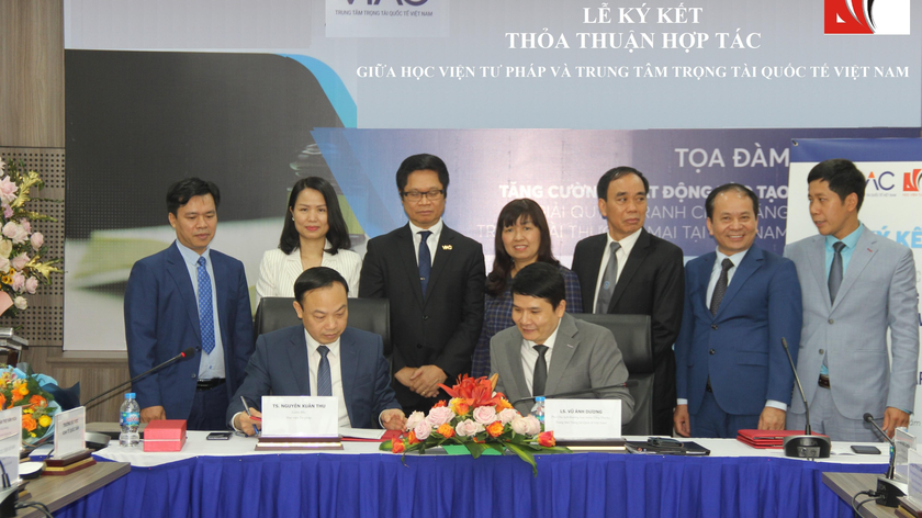 Học viện Tư pháp và Trung tâm Trọng tài Quốc tế Việt Nam ký kết Thỏa thuận hợp tác