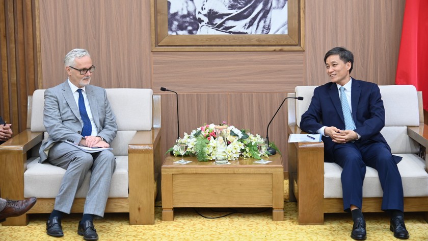 Thứ trưởng Bộ Tư pháp Nguyễn Khánh Ngọc tiếp Đại sứ CHLB Đức tại Việt Nam Guido Hildne