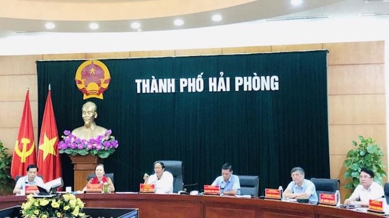 Bí thư Thành ủy Lê Văn Thành phát biểu tại cuộc họp