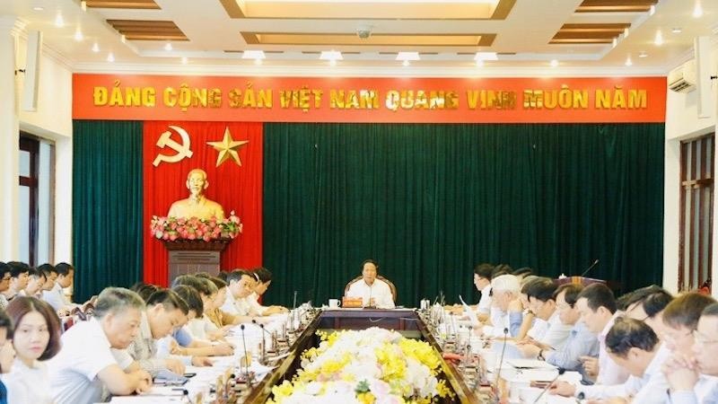 Bí thư Thành ủy, Chủ tịch HĐND TP Lê Văn Thành chủ trì Hội nghị.