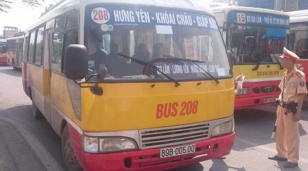 Cách nhận biết xe buýt “nhái” tại Hà Nội