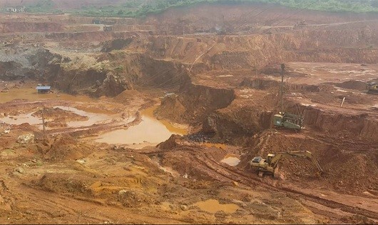 Thái Nguyên: Người dân “khốn khổ” vì hoạt động khai thác quặng