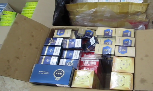Hà Nội: Tiếp tục phát hiện hàng nghìn bao thuốc lá nhập lậu