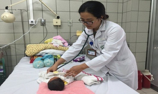 2 bệnh nhi chuyển từ Bắc Ninh về Bạch Mai đã được xuất viện