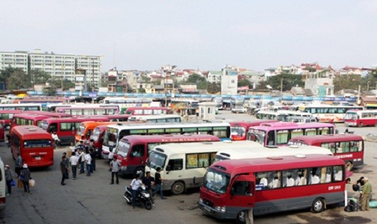 Hà Nội kiến nghị điều chỉnh nhiều tuyến vận tải khách liên tỉnh để giảm ùn tắc