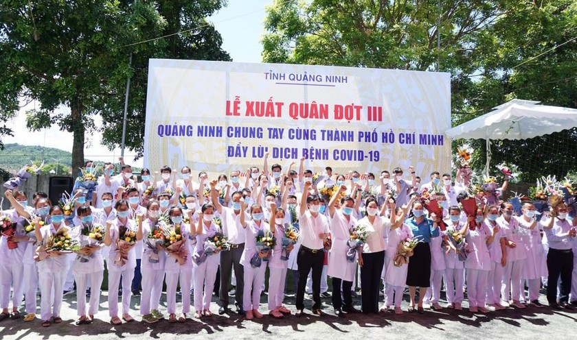 Quảng Ninh cử đoàn 70 cán bộ, y, bác sĩ có kinh nghiệm trong chống dịch và có năng lực chuyên môn tốt, tới hỗ trợ TP HCM. Ảnh CTV