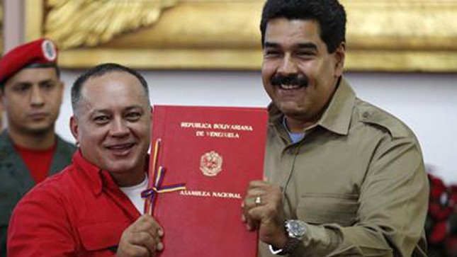 Tổng thống Venezuela được trao nhiều đặc quyền