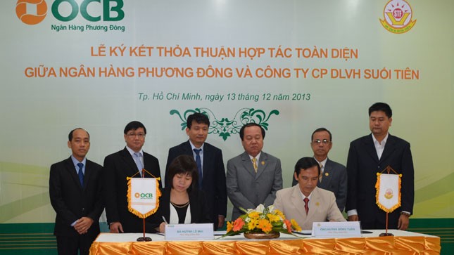 Lễ ký kết thỏa thuận hợp tác toàn diện giữa Ngân hàng Phương Đông và Công ty CP Du lịch Văn hóa Suối Tiên.