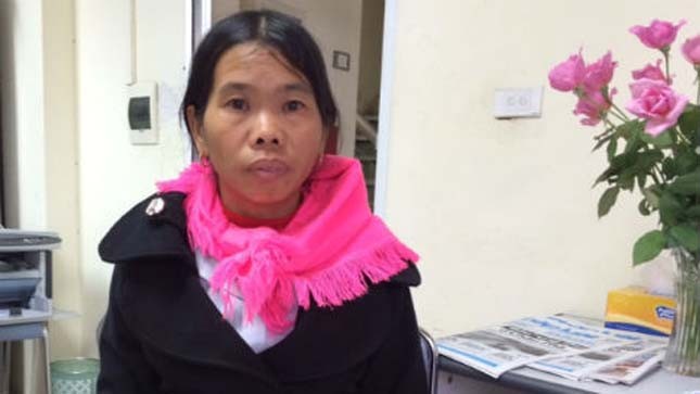 Vợ của ông Nông Văn Thọ là bà Trương Thị Trường  đến báo PLVN nhờ tìm công lý