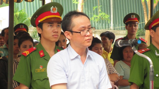 Người tình đồng tính giết ca sĩ Nhật Sơn lãnh án 20 năm tù