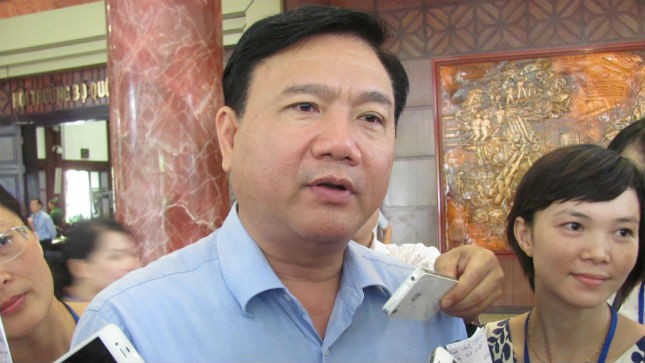 Bộ trưởng Đinh La Thăng trả lời báo chí