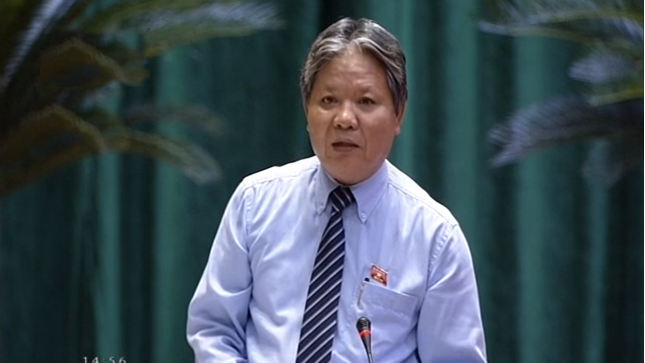 Bộ trưởng Bộ Tư Pháp Hà Hùng Cường trả lời chất vấn ĐBQH