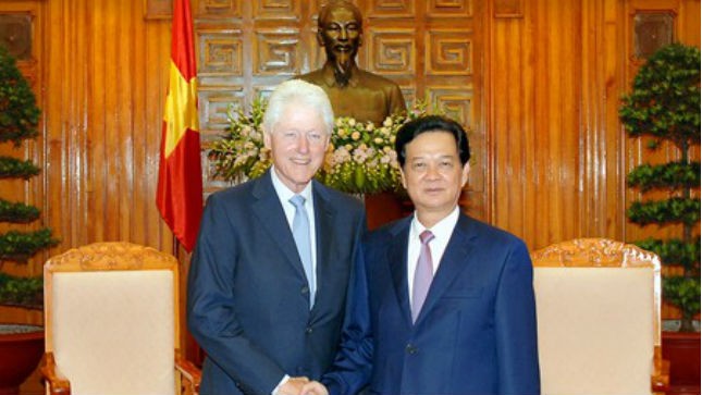 Thủ tướng Nguyễn Tấn Dũng tiếp cựu Tổng thống Hoa Kỳ Bill Clinton thăm Việt Nam. Ảnh: VGP/Nhật Bắc