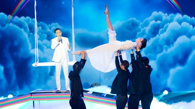 Quang Đại trên sân khấu X-Factor