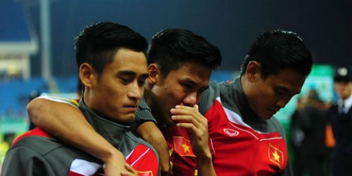 Điều tra nghi vấn tiêu cực trong trận tuyển VN thua Malaysia?