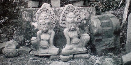 Phật viện Đông Dương xưa (ảnh tư liệu người Pháp chụp trong một cuộc khai quật)