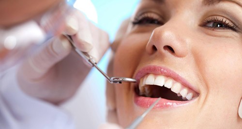 Chuyên gia nha khoa hướng dẫn tẩy trắng răng đúng cách