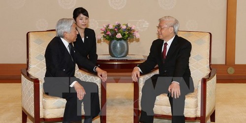 Tại Hoàng Cung ở Thủ đô Tokyo, Tổng Bí thư Nguyễn Phú Trọng hội kiến Nhật hoàng Akihito. (Ảnh: Trí Dũng/TTXVN)