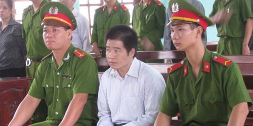 Tráng A Tàng (tức Tàng Keangnam) tại phiên tòa hồi đầu tháng 8-2015.