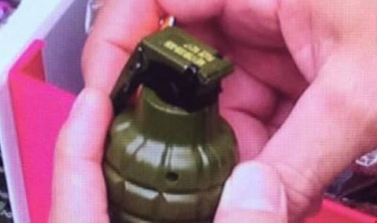 Lựu đạn phát hiện ở sân bay Huế chỉ là đồ chơi